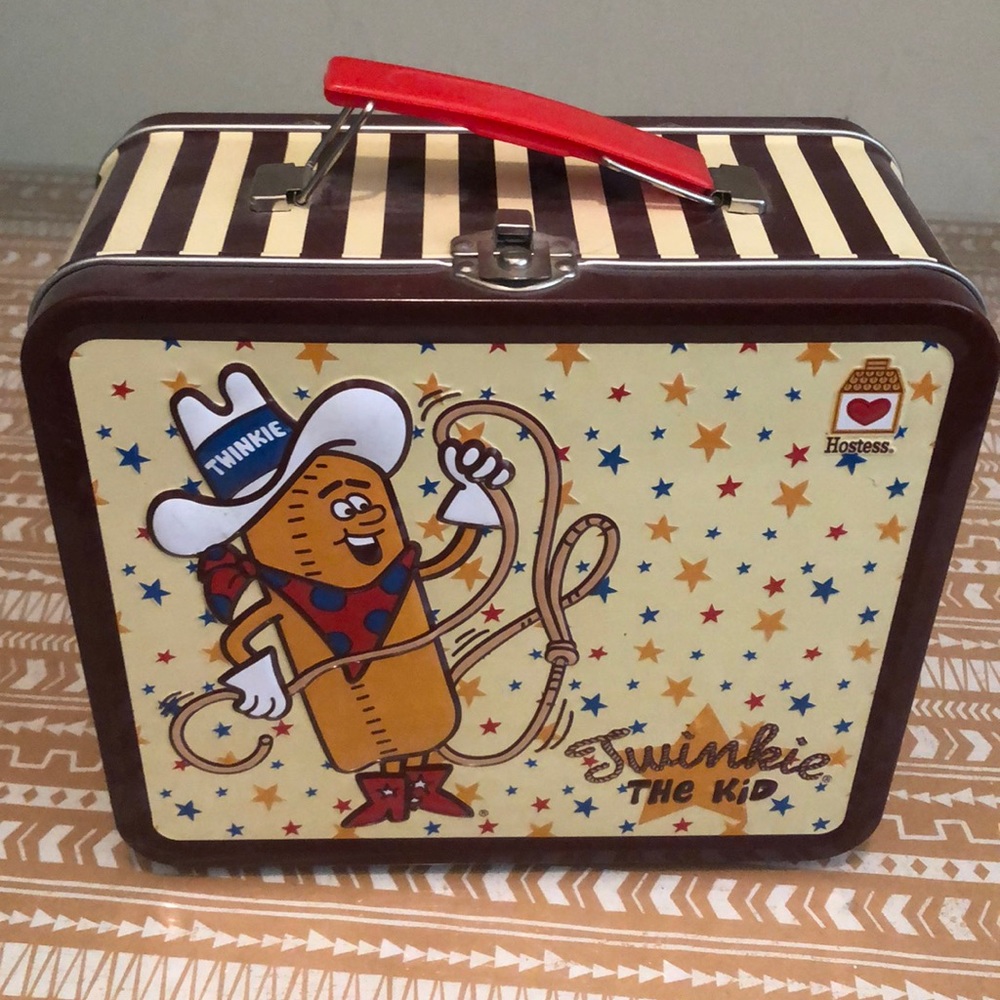 Twinkie metal lunch box.